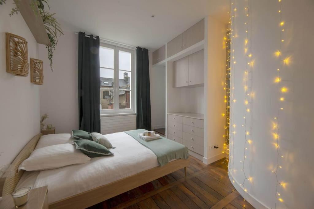 La Place Saint-michel Appartement *